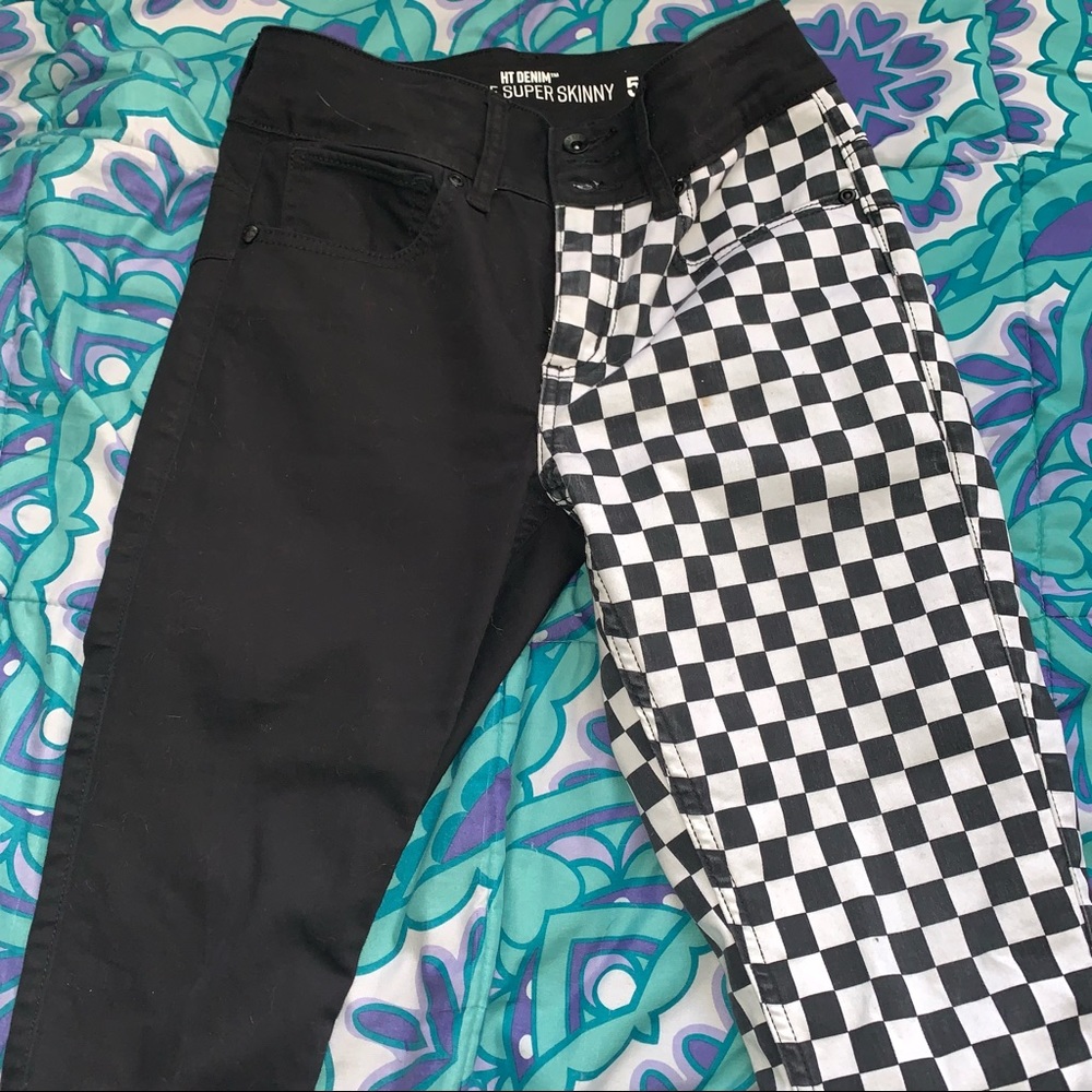 Hot Topic Jeans